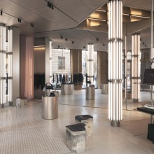 palazzo_trussardi_store_merch