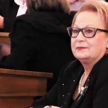 Αλίκη Τσιαμούρα. 