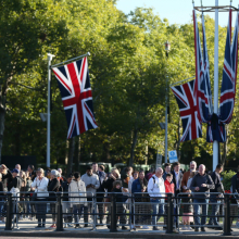 Βασίλισσα Ελισάβετ: Ουρές για το τελευταίο αντίο στην 96χρονη μονάρχη