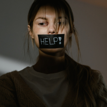 Βία κατά των γυναικών