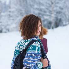 Μια γνωριμία με ένα trend που έχει εμφανιστεί τα τελευταία χρόνια, τους Icepunks και τις Κοκέτες Νεράιδες του Χιονιού. Τι φοράνε, τι ακούνε, ποιά χρώματα προτιμούν, πώς φωτογραφίζονται. 