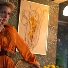 Η ηθοποιός Τζίλιαν Άντερσον απευθύνεται στους θαυμαστές της, καθώς επιθυμεί να συλλέξει τις πιο προσωπικές ερωτικές σκέψεις των γυναικών σε ένα βιβλίο.