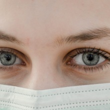 Έρευνα για τη σεξουαλική παρενόχληση γυναικών επιστημόνων στον χώρο εργασίας: Τα περιστατικά, οι επιπτώσεις και η συχνότητα κρουσμάτων μετά το #MeToo.