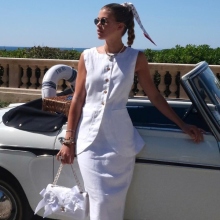 QuietLuxury-sofiarichie