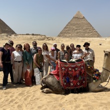 H Μαρία Κανελλοπούλου, creative director της καμπάνιας της Aegean με το επιτυχημένο σλόγκαν “Έχω πάει” από την εταιρεία Ogilvy, μιλάει για τo making off της παραγωγής. 