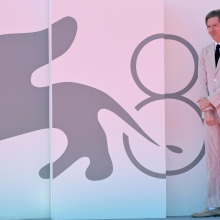 80ό Φεστιβάλ Βενετίας: «Όχι» στη λογοκρισία των βιβλίων του Ρόαλντ Νταλ δηλώνει ο σκηνοθέτης Γουές Άντερσον - Η νέα ταινία του βασίζεται σε έργο του συγγραφέα.