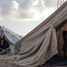 Πόλεμος Ισραήλ - Χαμάς: Η ανθρωπιστική βοήθεια αναμένεται να εισέλθει στη Γάζα το νωρίτερο αύριο, Σάββατο, εκτιμούν τα Ηνωμένα Έθνη.