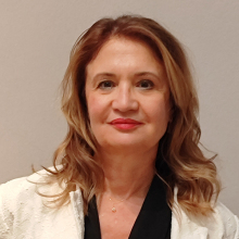 Ιστορίες για τη Γυάλινη Οροφή: Η ιστορία της Δρ Άννας Καραπαναγιώτου (Διευθύντρια Εθνικού Αρχαιολογικού Μουσείου) στη στήλη που ενώνει τις γυναίκες από τη Story Mentor.