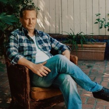 Μάθιου Πέρι: Η μάχη με τις εξαρτήσεις στα ναρκωτικά και το αλκοόλ - Έκανε πολλές απόπειρες να αποτοξινωθεί, έγραψε βιβλίο για τον κόσμο των καταχρήσεων.