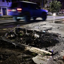 Επεισόδια σε Μεσογείων, Ασπρόπυργο, Μενίδι για τον θάνατο του 17χρονου Ρομά