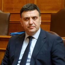 Β. Κικίλιας: Αν χρειαστεί, θα γίνουν επιτάξεις εκχιονιστικών μηχανημάτων στην Περιφέρεια Αττικής
