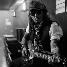 Τζόνι Ντεπ: «Ήταν ο χειρότερος κιθαρίστας», σύμφωνα με διάσημο στέλεχος της μουσικής βιομηχανίας - Οι οντισιόν πριν την καριέρα στο Χόλιγουντ.