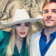 Μαντόνα: Παρούσα στην πρώτη έκθεση ζωγραφικής του μεγάλου γιου της Ρόκο Ρίτσι στο Μαϊάμι - Οι δηλώσεις της βασίλισσας της ποπ. 