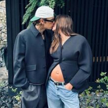 Τζάστιν Μπίμπερ: Το φιλί με την Χέιλι και η φουσκωμένη κοιλιά