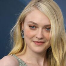 H Ντακότα Φάνινγκ μιλά για τη φιλία της με τον Τομ Κρουζ - Της στέλνει δώρο γενεθλίων κάθε χρόνο - Γνωρίστηκαν στα γυρίσματα ταινίας του Σπίλμπεργκ.