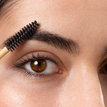 Φρύδια: 4 καλοκαιρινές τάσεις