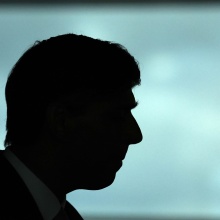 Η σκιά του Ρίσι Σούνακ