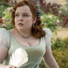 Ποιο bodyshaming; Η Nicola Coughlan μόλις ταπείνωσε έναν δημοσιογράφο