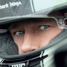 «F1»: Ντεμπούτο για το πρώτο τρέιλερ της νέας ταινίας του Μπραντ Πιτ - Ο βραβευμένος με Όσκαρ ηθοποιός υποδύεται βετεράνο οδηγό της Formula 1.
