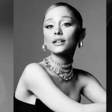 Αριάνα Γκράντε: Ανακοινώθηκε ως νέα brand ambassador της Swarovski - «Ανυπομονώ να ξεκινήσω αυτό το ταξίδι», δηλώνει η Αμερικανίδα ποπ σταρ.