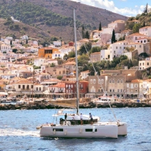 Ύδρα, μπαίνοντας στο λιμάνι