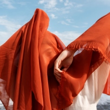 10 καφτάνια ιδανικά για κάθε καλοκαιρινή περίσταση