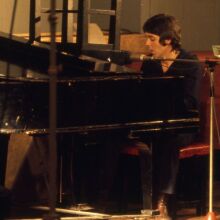 Πολ ΜακΚάρτνεϊ: Στους κινηματογράφους τον Σεπτέμβριο το ντοκιμαντέρ «One Hand Clapping» - Με σπάνιο υλικό από τις ηχογραφήσεις των Wings στο στούντιο Abbey Road