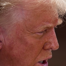 Υπάρχει λόγος που τα μαλλιά του Τραμπ αλλάζουν... χρώμα 