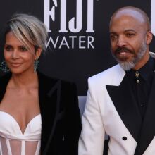 Η Χάλι Μπέρι εξέφρασε για ακόμα μία φορά το πόσο ερωτευμένη είναι με τον Βαν Χαντ 