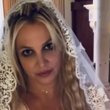 Η Μπρίτνει...νύφη 