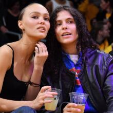 Λίλι-Ρόουζ Ντεπ: Η Γαλλοαμερικανίδα ηθοποιός μίλησε για τη σχέση της με τη ράπερ 070 Shake - Εξέφρασε χαρά και υπερηφάνεια για τη σύντροφό της