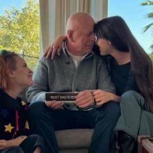 Ο Μπρους Γουίλις γιόρτασε με τις κόρες του το Thanksgiving