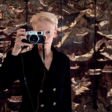 Ο Βιμ Βέντερς σκηνοθετεί την Τίλντα Σουίντον για την Chanel