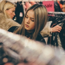 5 απαραίτητα βήματα πριν ξεκινήσετε να ψωνίζετε στις εκπτώσεις