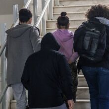 Ηράκλειο Κρήτης: Αρνούνται ο ένας μετά τον άλλο οι δικηγόροι να αναλάβουν μητέρα και πατριό που κατηγορούνται για την κακοποίηση 3 ετών παιδιού