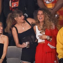 Τίτλοι τέλους στην φιλία Μπλέικ Λάιβλι και Τέιλορ Σουίφτ; - Η τραγουδίστρια έχει κόψει κάθε επικοινωνία με την ηθοποιό