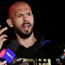 Άντριου Τέιτ