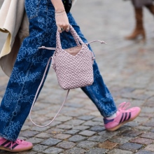 6 sneakers που θα φορέσουμε ξανά και ξανά αυτή την άνοιξη