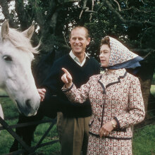 Gucci: Η ιστορία των μυθικών μεταξωτών μαντιλιών