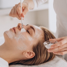 Περιποίηση προσώπου: Αυτοί είναι οι 3 συνδυασμοί που πρέπει να αποφεύγεις