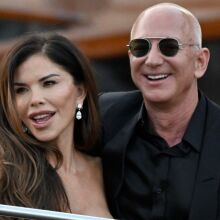 Τζεφ Μπέζος - Λόρεν Σάντσεζ: Ένα από τα φορέματα της νύφης για τον πολυτελή γάμο με τον δισεκατομμυριούχο στη Βενετία εξαφανίστηκε μυστηριωδώς. 