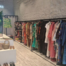 Everybody Knows Hydra: Όταν η αισθητική γίνεται εμπειρία