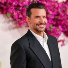 Μπράντλεϊ Κούπερ: Ανακοινώθηκε η κυκλοφορία της επόμενης ταινίας του - Σκηνοθετεί το Is This Thing On? με πρωταγωνιστή τον Γουίλ Αρνέτ