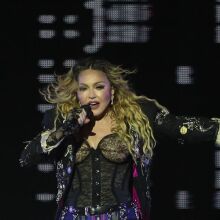 Η Μαντόνα αποκαλύπτει ότι είχε σκεφτεί να αυτοκτονήσει εν μέσω της διαμάχης της με τον Γκάι Ρίτσι 