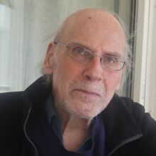 Πέθανε ο Αργύρης Ζήλος, κορυφαίος μουσικοκριτικός με καθοριστική συμβολή στη σύγχρονη ελληνική μουσική δημοσιογραφία.