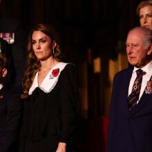 Όλη η βασιλική οικογένεια στο πλευρό του Καρόλου αυτά τα Χριστούγεννα