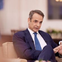 Ο πρωθυπουργός Κυριάκος Μητσοτάκης κάλεσε τους αγρότες σε διάλογο τονίζοντας ότι τα μπλόκα δυσκολεύουν την καθημερινότητα όλων - Πληρωμές 1,2 δισ. τον Δεκέμβριο