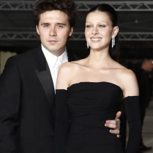 Το ζευγάρι, για την ώρα, φαίνεται να είχε σοβαρούς λόγους για να διακόψει τις διπλωματικές σχέσεις με τον Ντέιβιντ και τη Βικτόρια Μπέκαμ