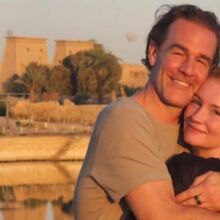 Ο Τζέιμς Βαν Ντερ Μπικ ανανέωσε τους όρκους με τη σύζυγό του λίγες ημέρες πριν πεθάνει