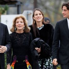 Ο Τζακ Σλόσμπεργκ στα δεξιά και δίπλα του η αδερφή του Τατιάνα που πέθανε  από λευχαιμία